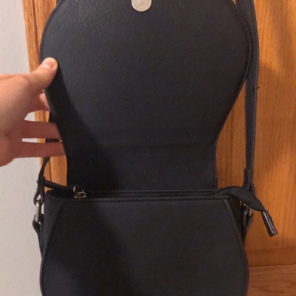 Charming Charlie Navy Blue Shoulder Bag - Picture 7 of 9